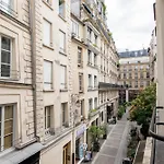 Super Central - Montorgueil - Designer Studio